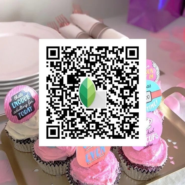 Bright vibrant snapseed qr code
