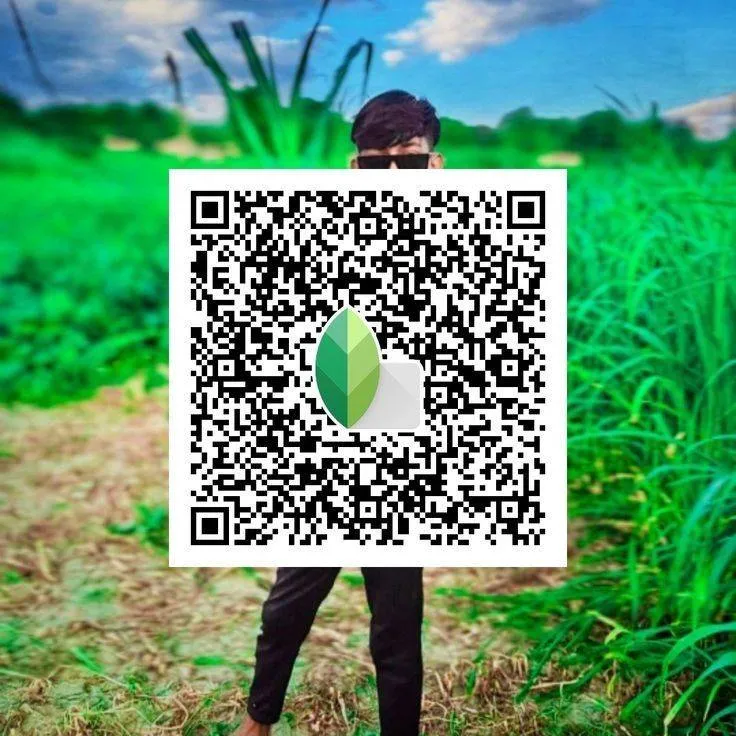 Snapseed-QR-Codes-Face-Smooth