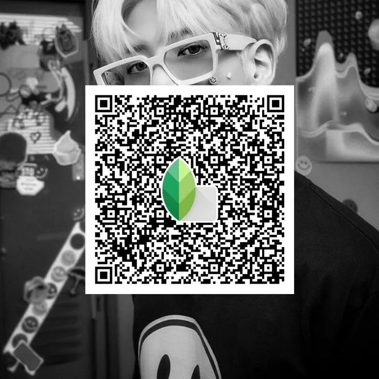 vintage qr code